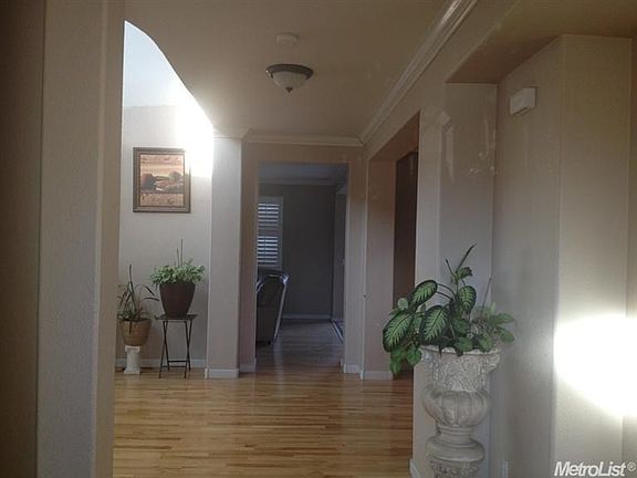 3rd image of 9654 Varallo Ct