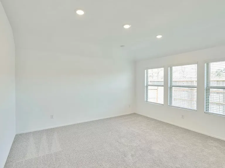 6313 Barrington Cliff Trl — Photo 6