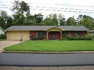 1321 Plantation Blvd, Jackson, MS 39211