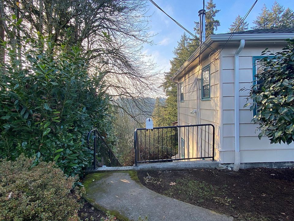 stairs to duplex