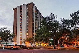 9910 104th St NW