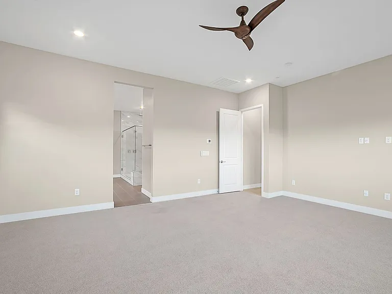 369 Portus Delphini Ct — Photo 15