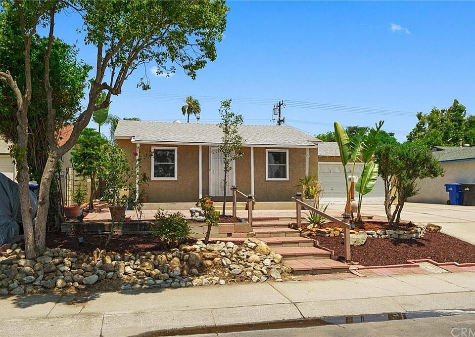 1st image of 1009 E Granada Ct