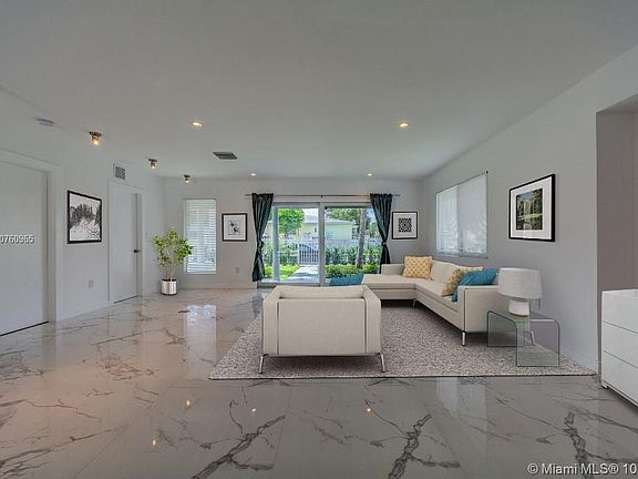 5th image of 190 NW 51st St