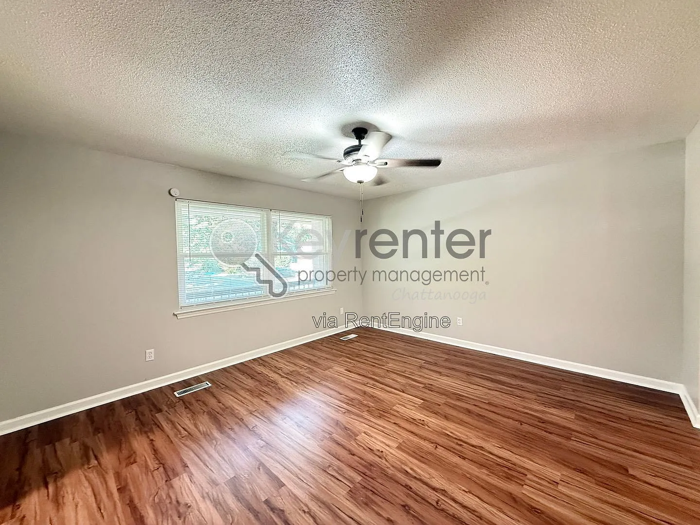 4 bed, 3.0 bath, 2128 sqft, $2,295 — Photo 4