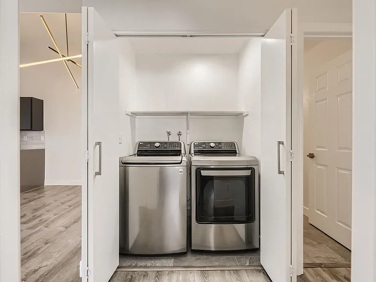 2153 Jasper Bluff St #201 — Photo 22