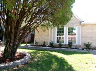 665 Stonewall Dr, Grand Prairie, TX 75052