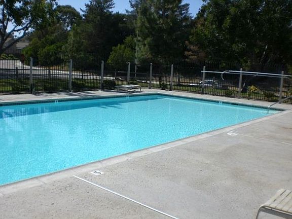5th image of 7483 Tooma St