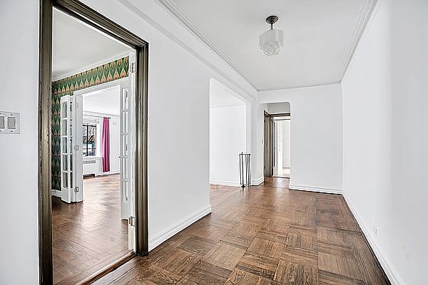 1st image of 250 W 24th St APT 2GE