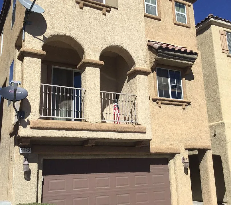 1182 Enzo Ave