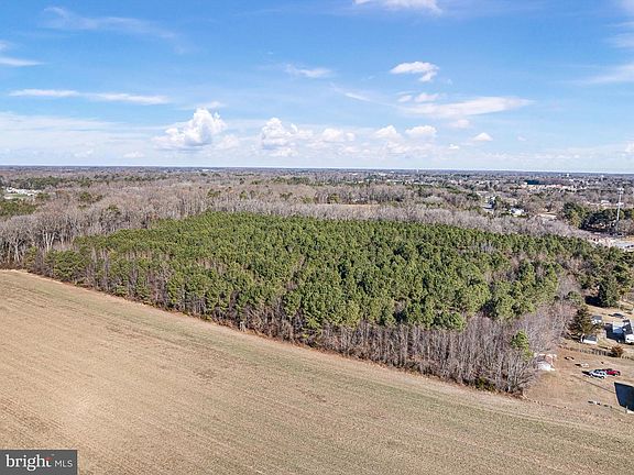 4th image of 7058 Shawnee Rd