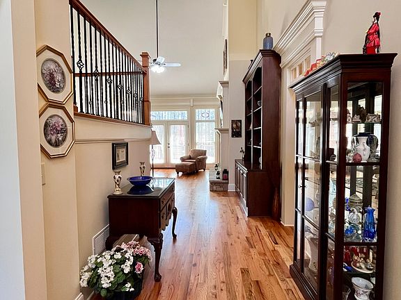 3rd image of 1633 Boulder Ridge Ln