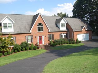 706 High Street Ext, Salem, VA 24153