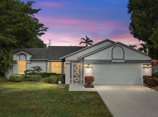 1544 Old Cypress Trl, Wellington, FL 33414