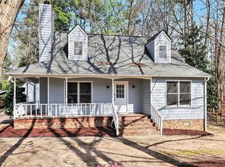 1912 Red Oak Ln, Clayton, NC 27520