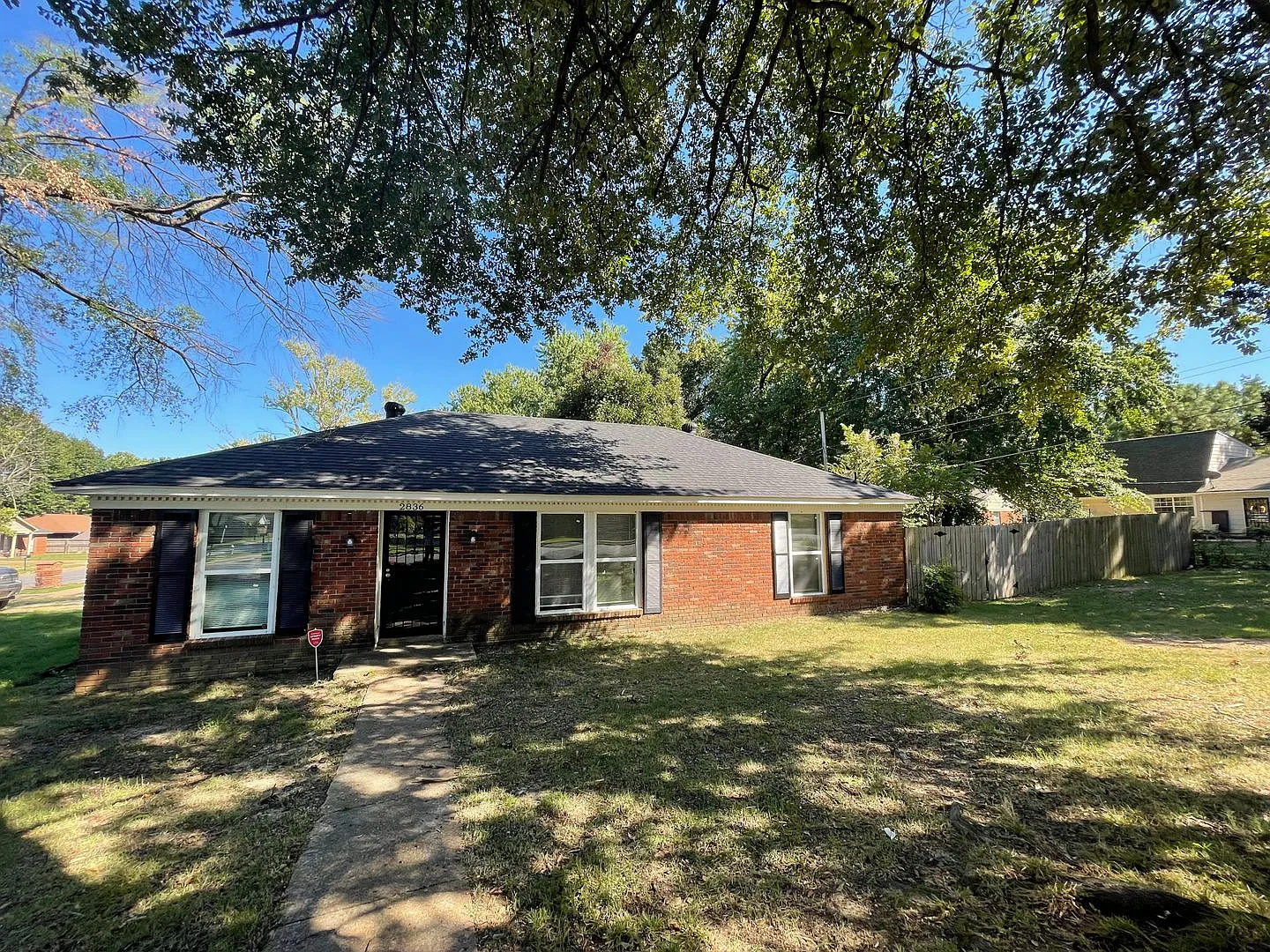 Fantastic Home For Rent — Photo 1