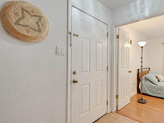 5th image of 2626 Holly Hall St APT 608