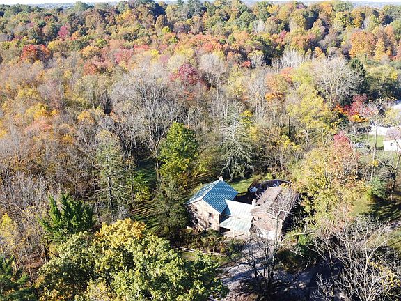 2nd image of 291 N Stewart Rd