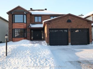 2177 Lenester Ave, Ottawa, ON K2A4A9