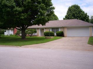 3664 S Dayton Ave, Springfield, MO 65807