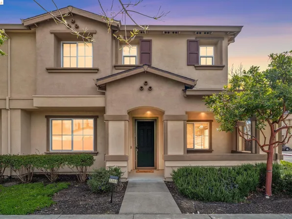 2261 Dorset Ln, Fairfield, CA 94533