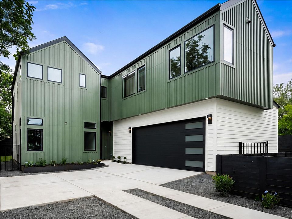1st image of 3204 Lyons Rd #2