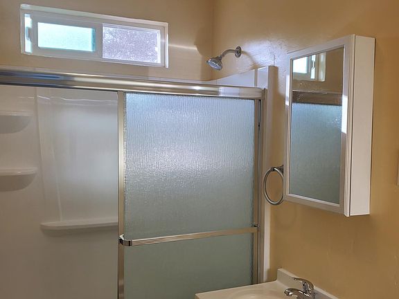 5th image of 2538 Granger Ave #B