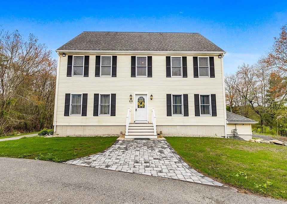 50 Holmes Street, Hanson, MA 02341