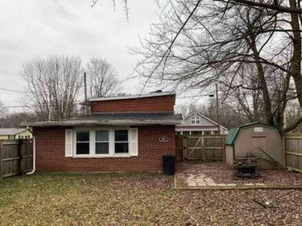 801 N Seltzer St, Crestline, OH 44827