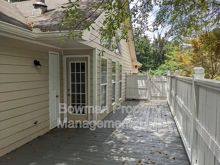 145 Diamond Dr — Photo 38