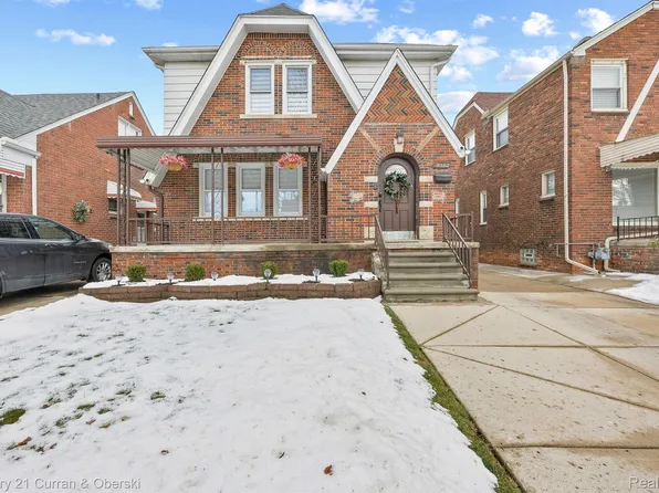 4592 Helen St, Dearborn, MI 48126