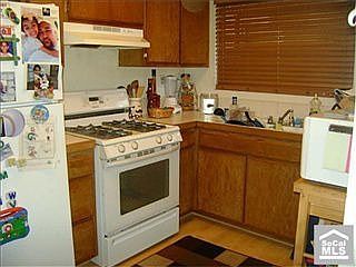 2nd image of 1712 N Mountain Ave APT 34
