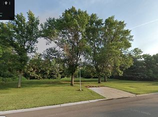 39060 Greenwood Ln, Prairiewood Village, SD 57401