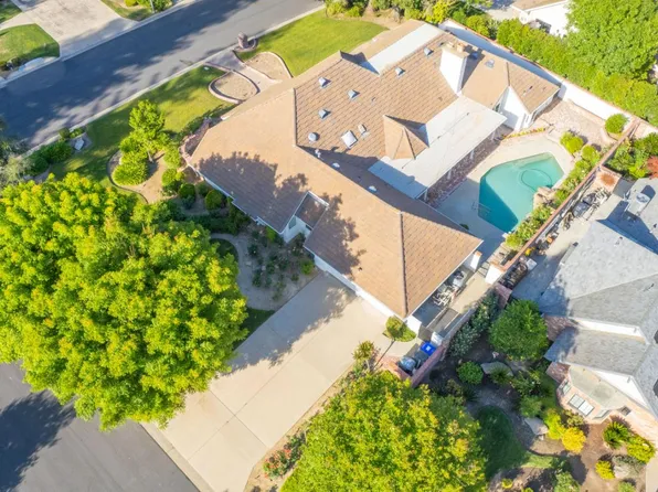 2903 W Cromwell Ave, Fresno, CA 93711