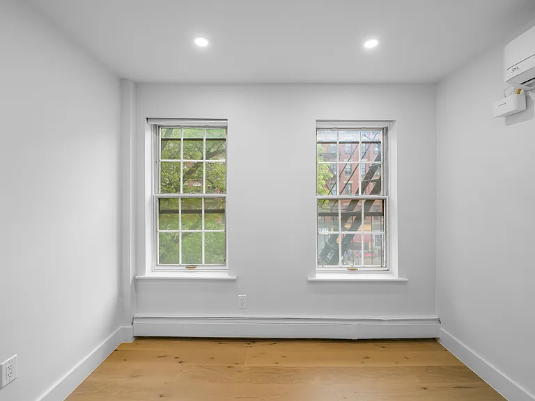 19 1st Ave #1 — Photo 12