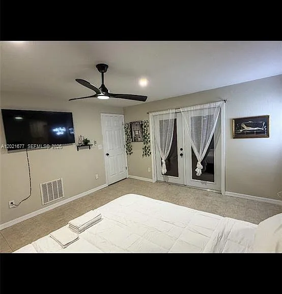 370 Hand Ave — Photo 27