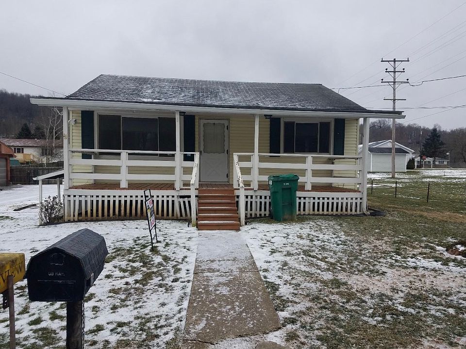 Large Front Deck 