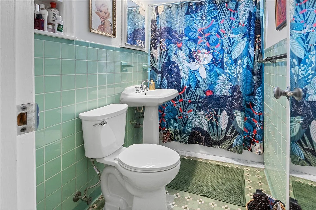 3 bed, 2.0 bath, 1636 sqft, $5,995 — Photo 4