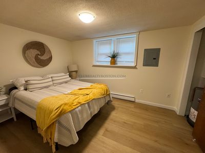 365 Faneuil St APT 2, Brighton, MA, 02135