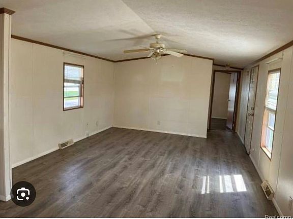 2nd image of 364 Tourangeau Dr