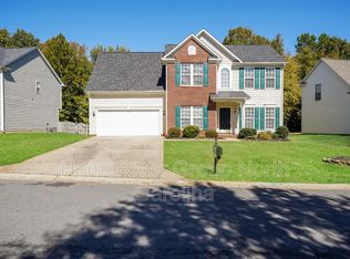 2004 Farmingham Ln, Indian Trail, NC 28079