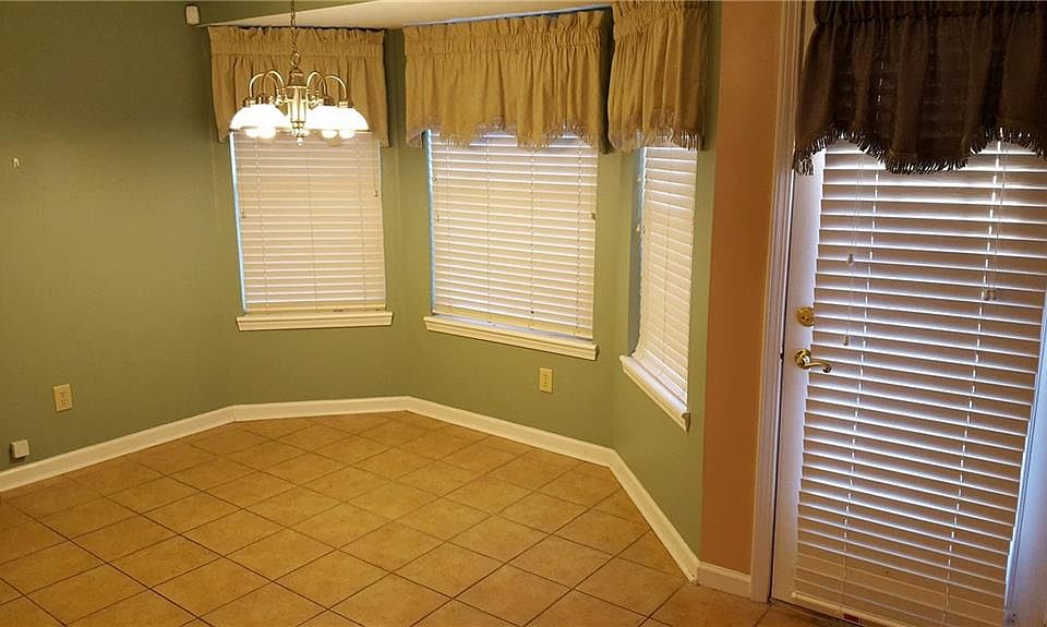 2nd image of 7453 Nutmeg Ct