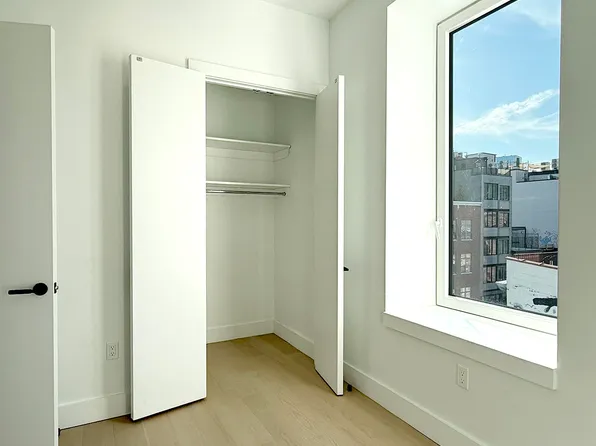 107 South 6th Street image 17 of 20