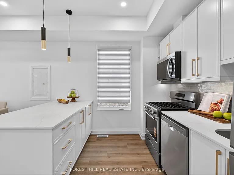 4 Southwell Dr #R — Photo 10