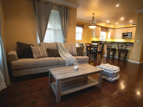 13080 Pacific Promenade APT 210, Playa Vista, CA 90094