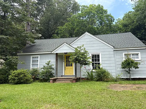 726 Whitfield St Photo 1