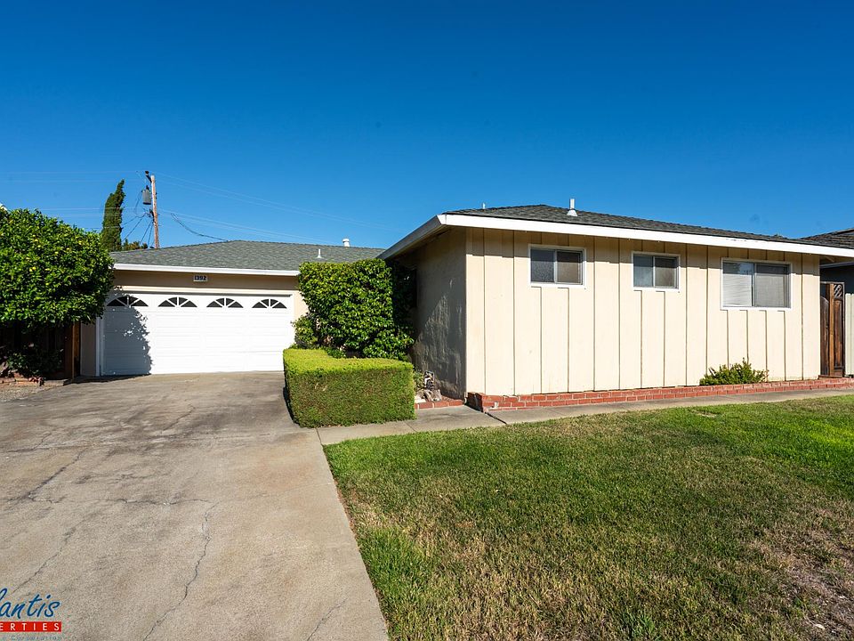 1st image of 1392 Antonio Ln