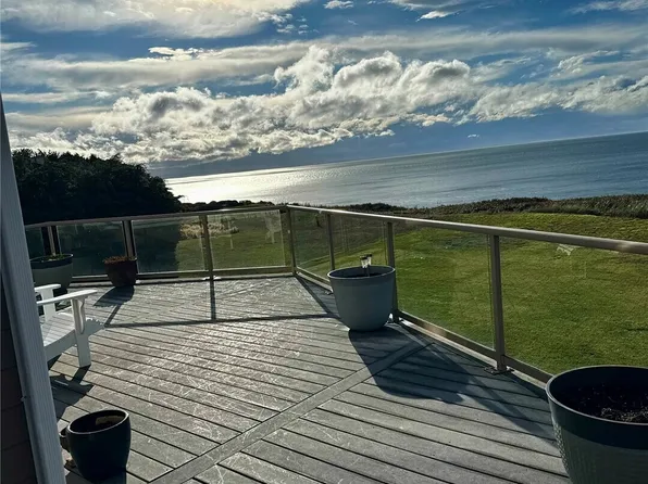 813 Bergwacht Place, Coupeville, WA 98239