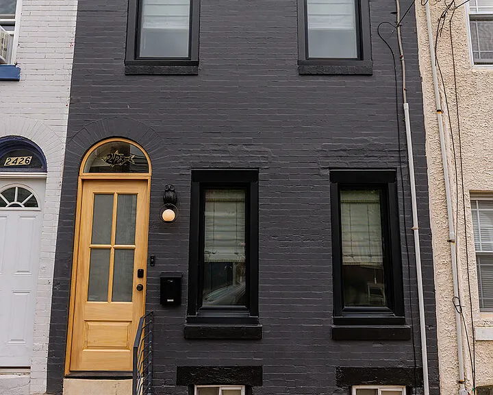 Tulip St — Photo 3