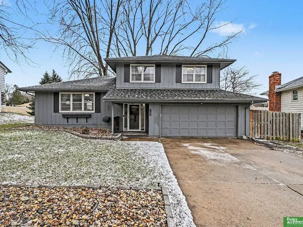 709 Sherman Dr, Bellevue, NE 68005